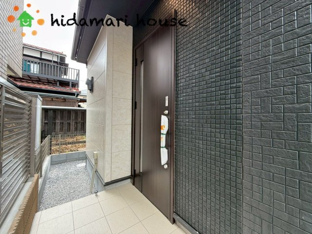 桶川市上日出谷11期　新築戸建　ブルーミング01の玄関