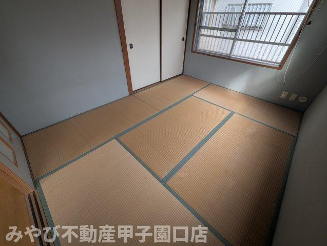 青葉ハイツの内装