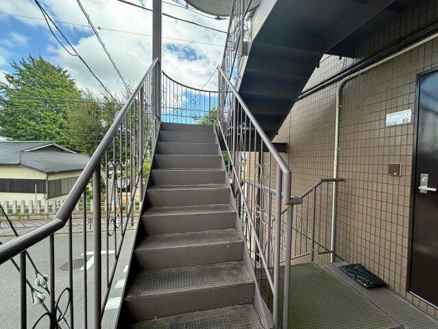 プチメゾントシのエントランス