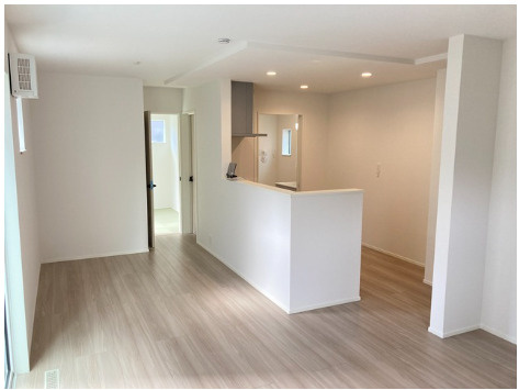 【居間・リビング】の画像