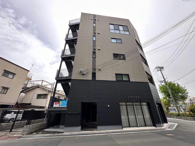 イルソーレ南駅前の外観