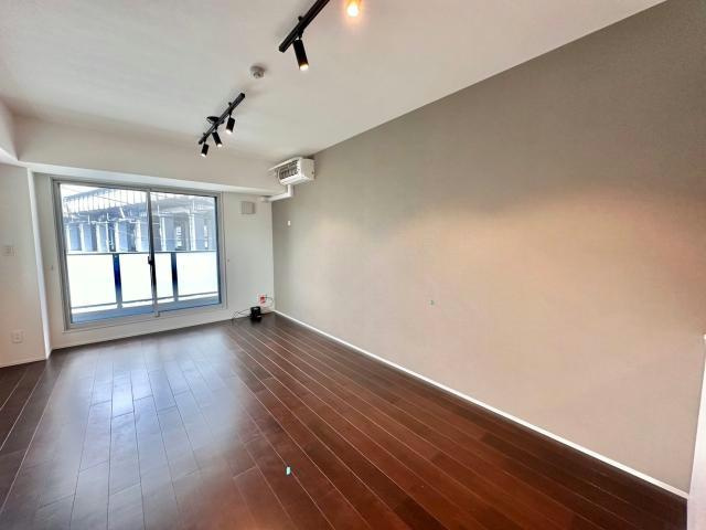 イルソーレ南駅前の洋室