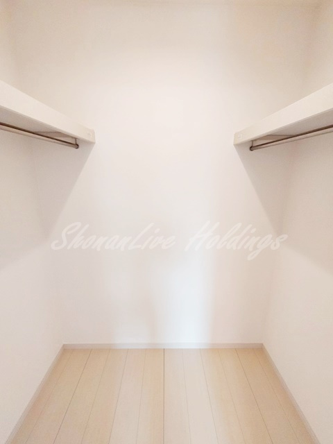 リブリ・フォレスト鎌倉の収納|洋服多い方にもおすすめ広々としたクローゼット♪