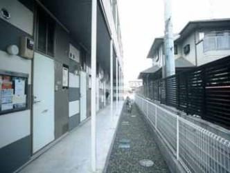 レオパレスＭｏｒｎｉｎｇのエントランス