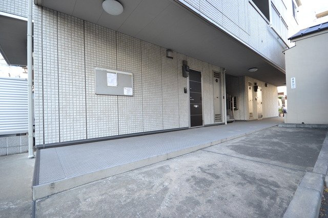 ルーチェ琴平のエントランス