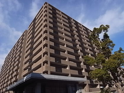 コスモ箕面ガーデンフォルムの外観