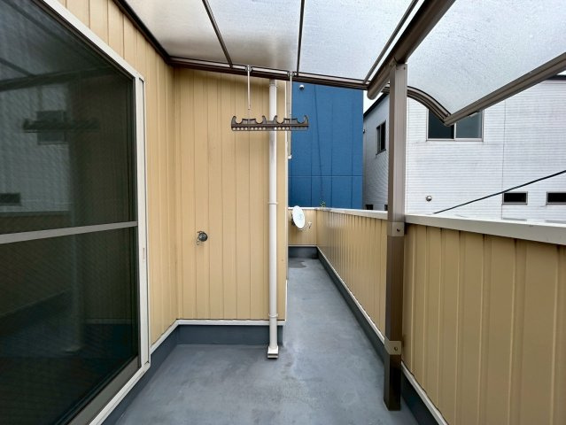 寝屋川市黒原旭町のバルコニー