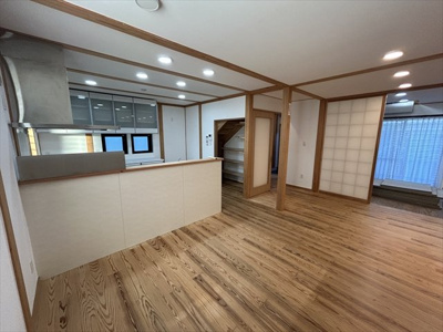  | 小那覇邸