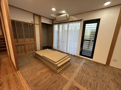  | 小那覇邸