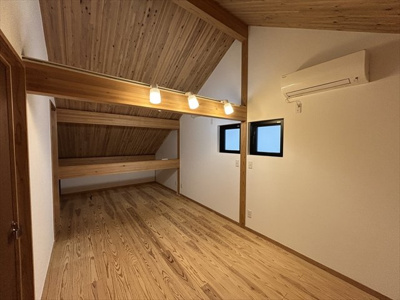 | 小那覇邸