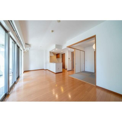 【居間・リビング】 | レーベンハイム蕨クラファス | ゆったり過ごせるリビングです