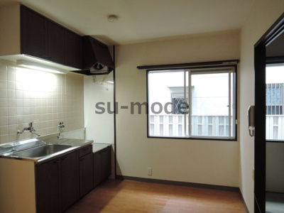 【居間・リビング】 | ピネスタウンA棟