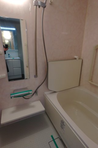 エンゼルハイム鹿浜第八の浴室