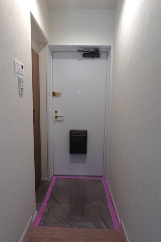 エンゼルハイム鹿浜第八の玄関