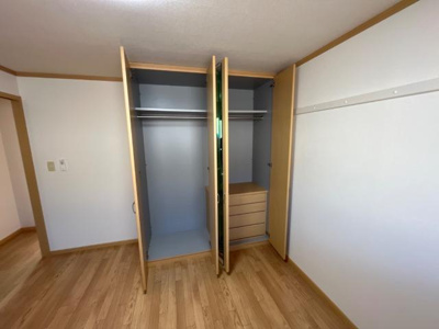 【収納】 | ハピネス・Ⅰ | クローゼット