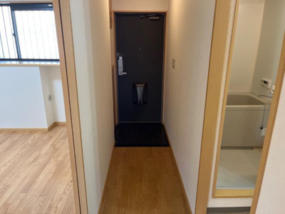 【内装】 | ハピネス・Ⅰ | 廊下