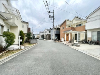 【前面道路含む現地写真】 | 高槻市北大樋町　中古戸建