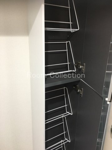 江戸川区西小岩１丁目のアパートの収納