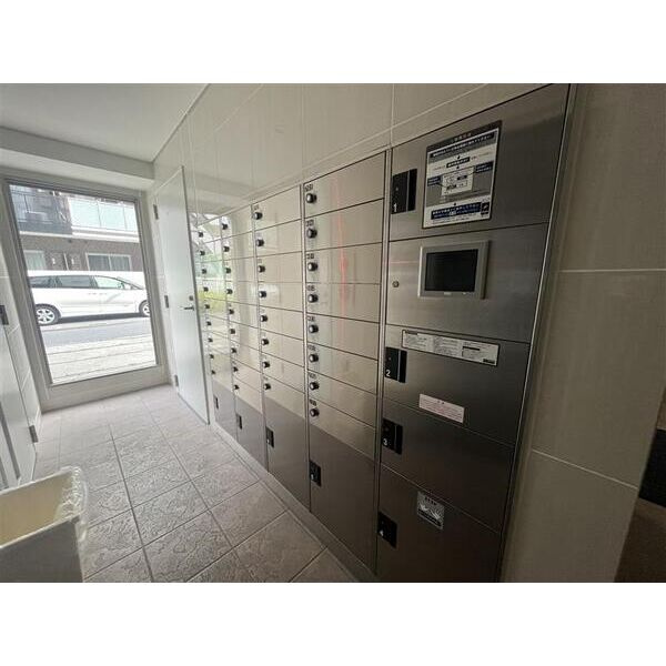 レジデンスフジミのエントランス