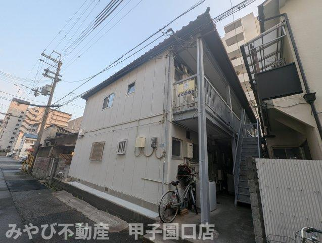 笠屋荘のエントランス