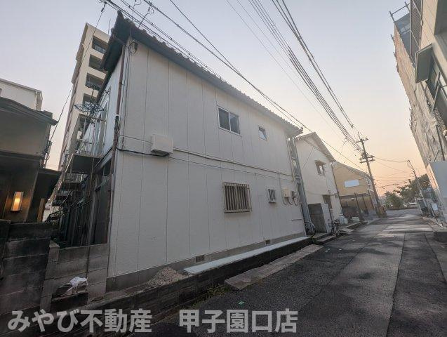 笠屋荘