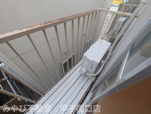 笠屋荘のバルコニー