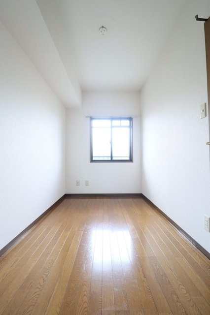 フローレスタ　カーサの寝室|洋室です。