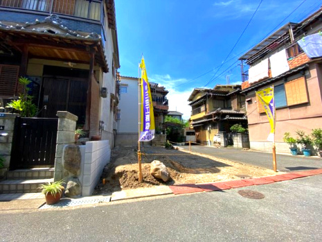 大東市三箇×自由設計の家　無理のない予算で新築マイホームの前面道路含む現地写真|閑静な住宅街