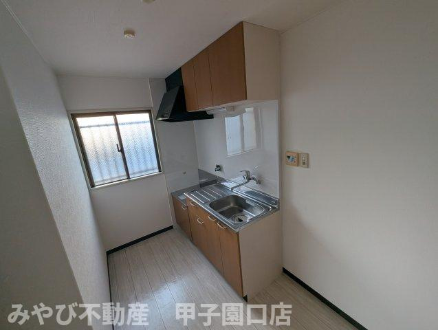 シャルム三田のキッチン