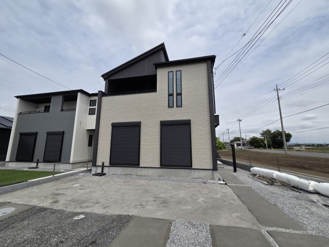 新築　太田市新田高尾町　GRAFARE　2号棟