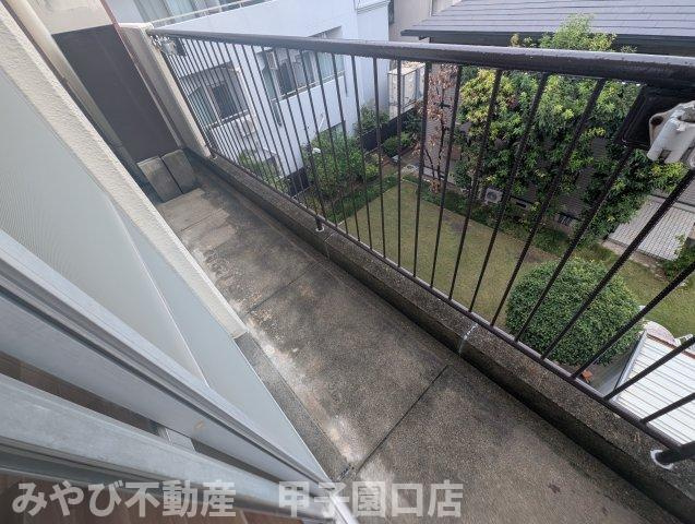 櫻井ビルのバルコニー