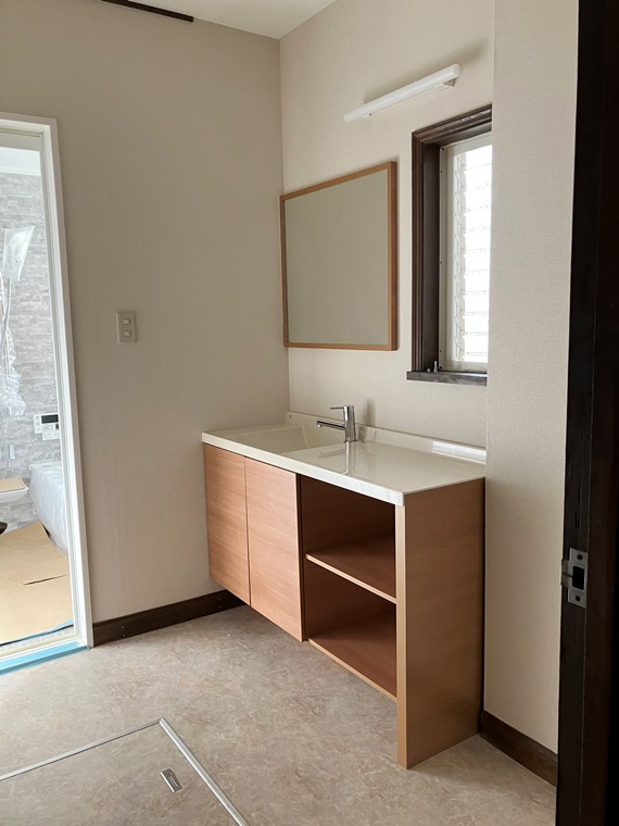 落合戸建の洗面所