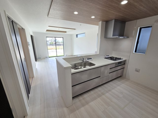 新築　太田市新田高尾町　GRAFARE　3号棟の居間・リビング|太田市新田高尾町　GRAFARE　