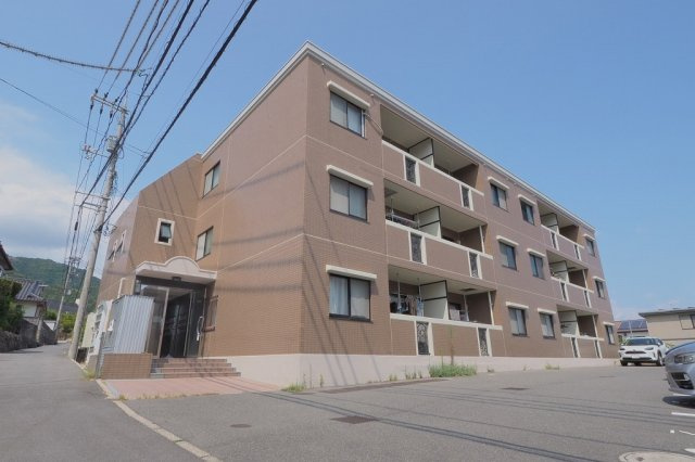 ファミリー香川の外観