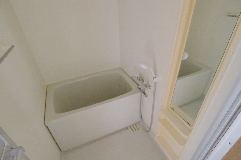 ファミリー香川の浴室