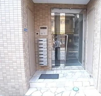 【エントランス】