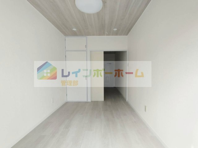 福田マンションの寝室