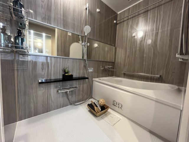 コスモテール吉塚の浴室|おしゃれな浴室です☆毎日のお風呂が楽しみになりますね♪