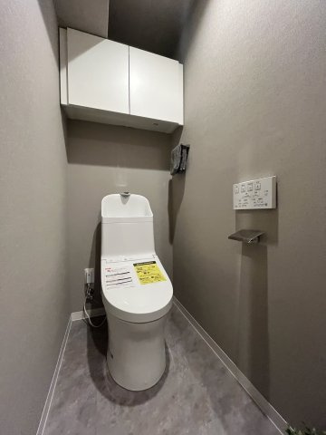 コスモテール吉塚のトイレ|縦型トイレはお掃除しやすいですよ☆