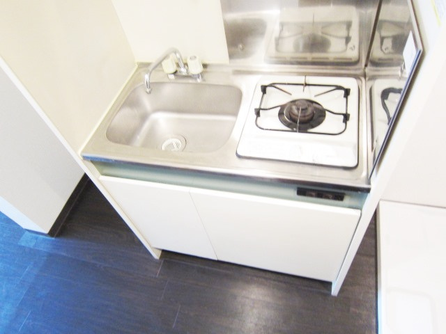 アーバンフォーレストのキッチン|別号室参考写真です。