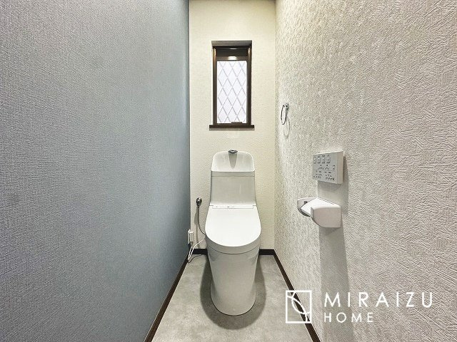 【トイレ】 | おしり洗浄、ビデ洗浄、暖房便座の機能を標準装備。トイレットペーパーの無駄遣いを防ぎ、肌を傷つける心配がありません♪