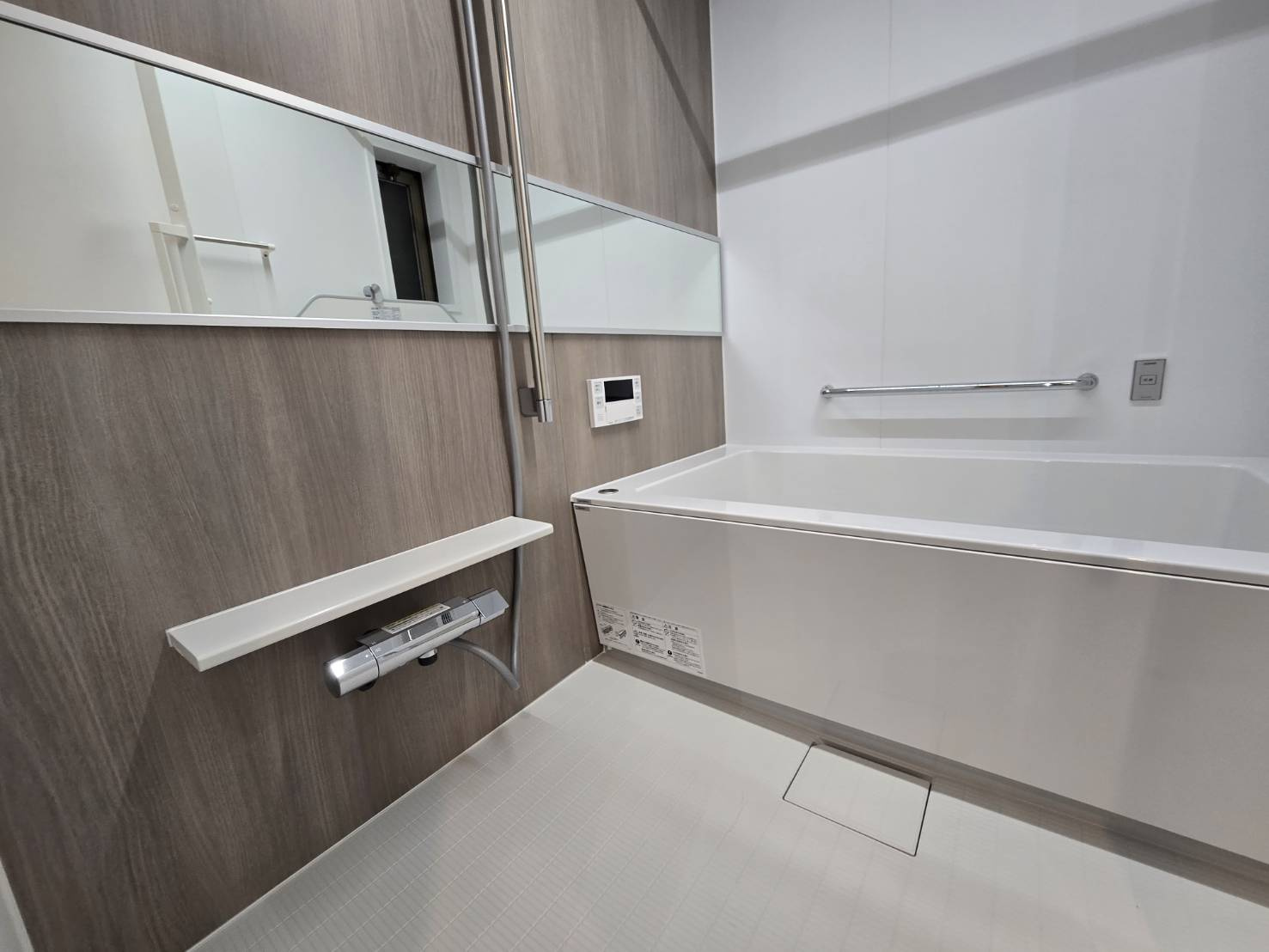 コスモ博多古門戸の浴室|清潔なバスルーム♪嬉しい機能も充実しています♪