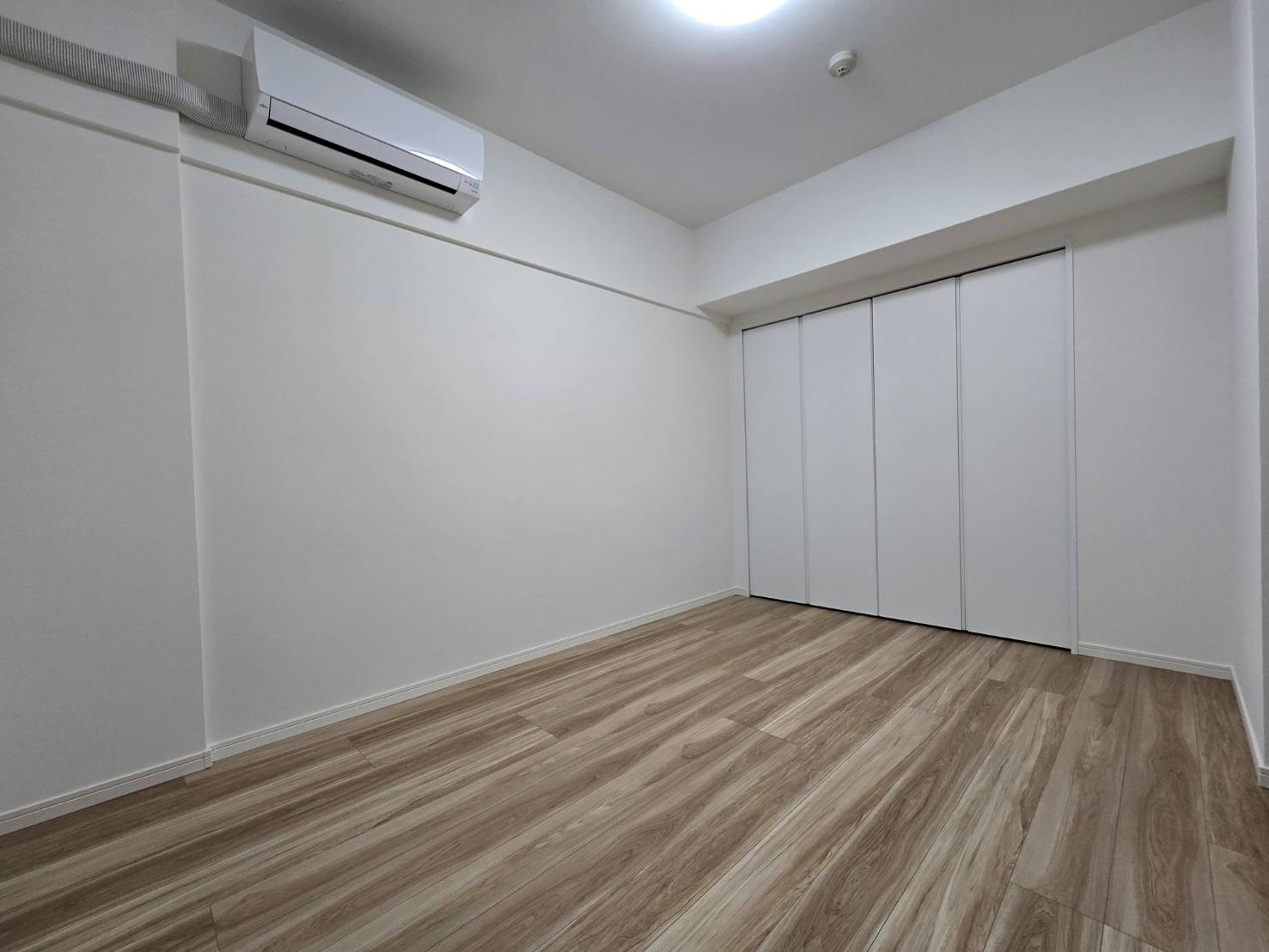 コスモ博多古門戸の洋室|趣味部屋や物置など使い勝手がいいのでとても便利ですよ♪