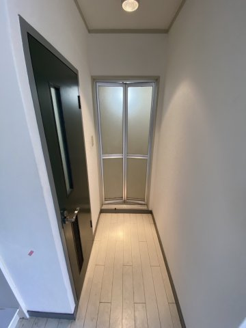 パンルネックスクリスタル博多の玄関|シンプルで使いやすい玄関です