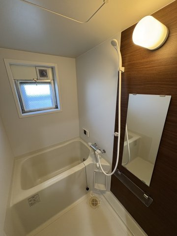 ニュー千早団地二棟の浴室|お風呂で日々の疲れを落としましょう