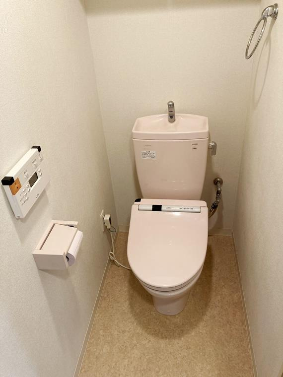 ナイスアーバンステイツ横濱新子安のトイレ