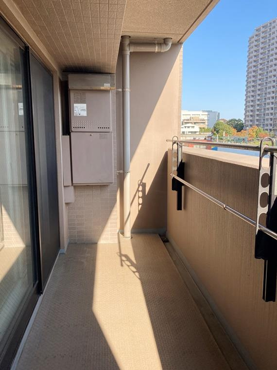 ナイスアーバンステイツ横濱新子安のバルコニー