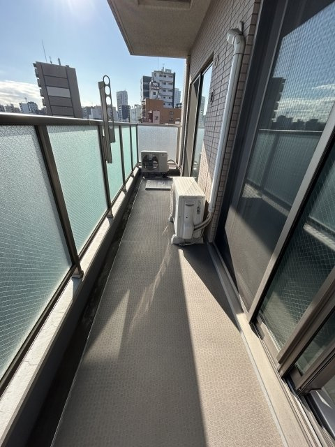 グラントレゾール浅草のバルコニー