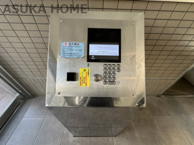 新山下ベイシティ６号棟の防犯設備|セキュリティー面でも安心のオートロックを完備♪