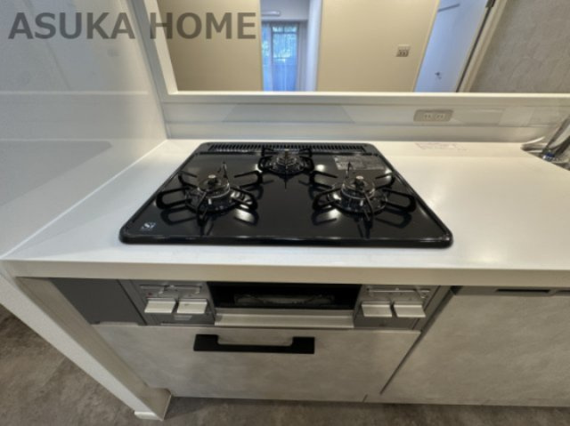 新山下ベイシティ６号棟のその他共用部分|不在時にもあると大変便利な宅配ボックスを完備♪